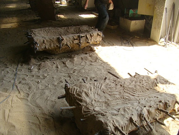 속틀과 겉틀 합체 작업