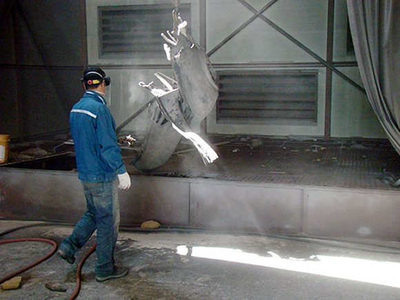 조형물 모래 샌딩 작업