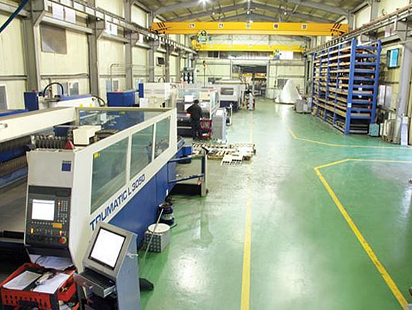 레이저 가공 작업